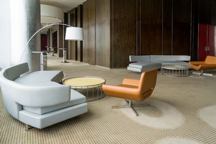 Explore Modern Office Furniture Trends