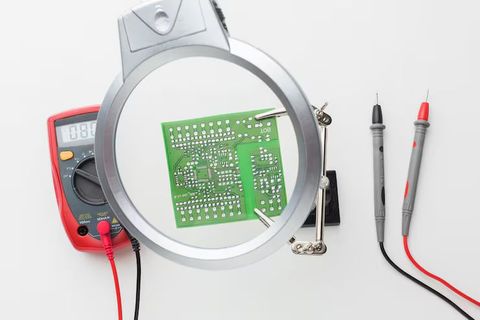 Beginner’s Guide: Understanding the Basics of Augmented Reality in Manufacturing