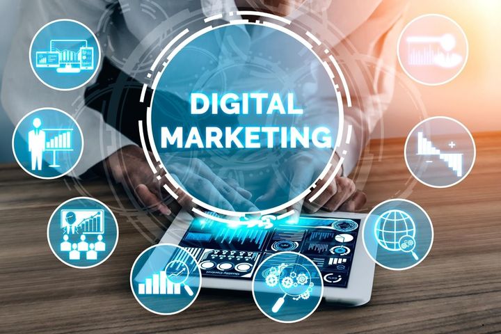 Guide to Digital Marketing Strategies: How to Maximize Business Revenue in 2025