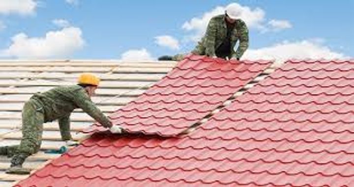 Guide to Metal Roofing Installation: Types, Steps & Selection Tips 2025