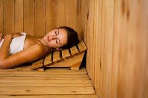 Beginner’s Guide to Spa Saunas: Basics, Benefits, and Relaxation Methods